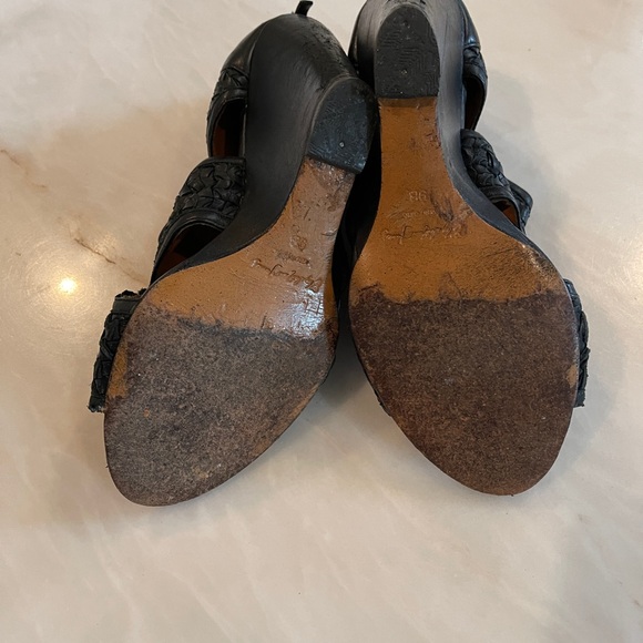 Elizabeth and James Black Leather Wedge Sandals w/ back Zipper. Booties 9B - Picture 9 of 9